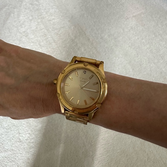 Women’s Nixon Good Watch - Picture 2 of 5